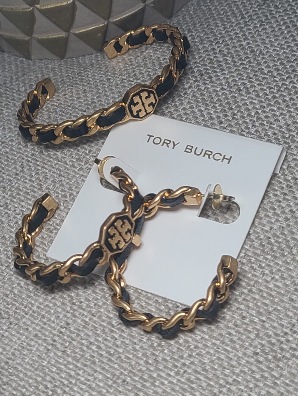 Tory Burch Woven Chain Bracelet | Black - Picture 9 of 9